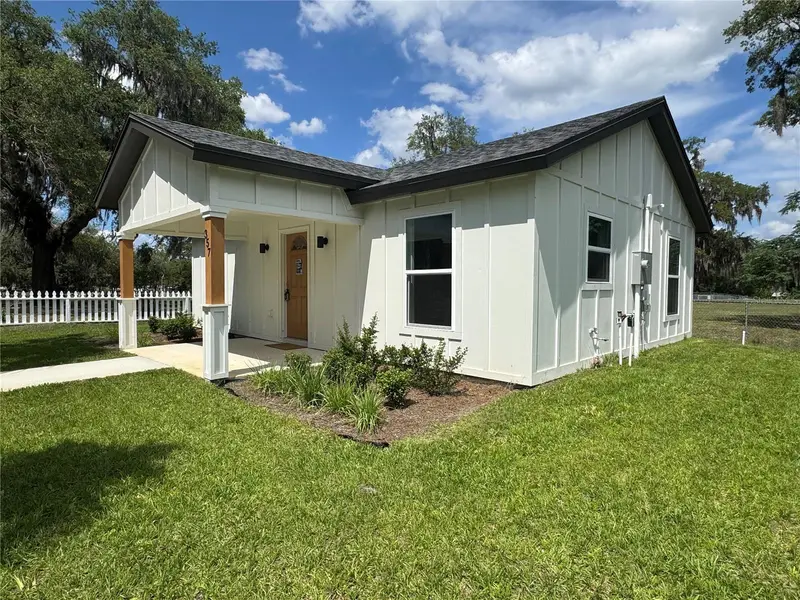357 N Main Ave, FL