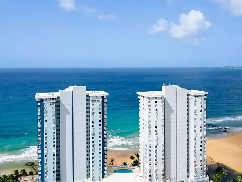 Condominio Sandy Hills W #19b, PR