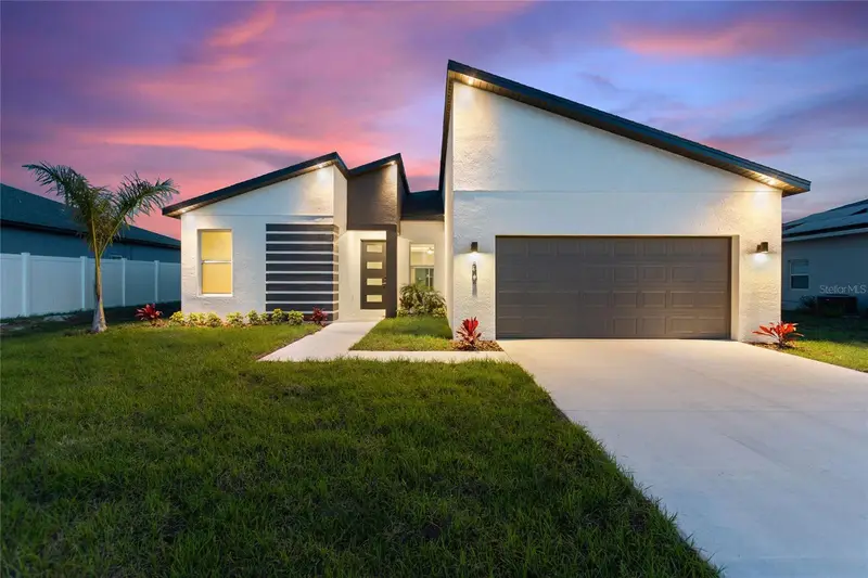 302 Elderberry Ct, FL