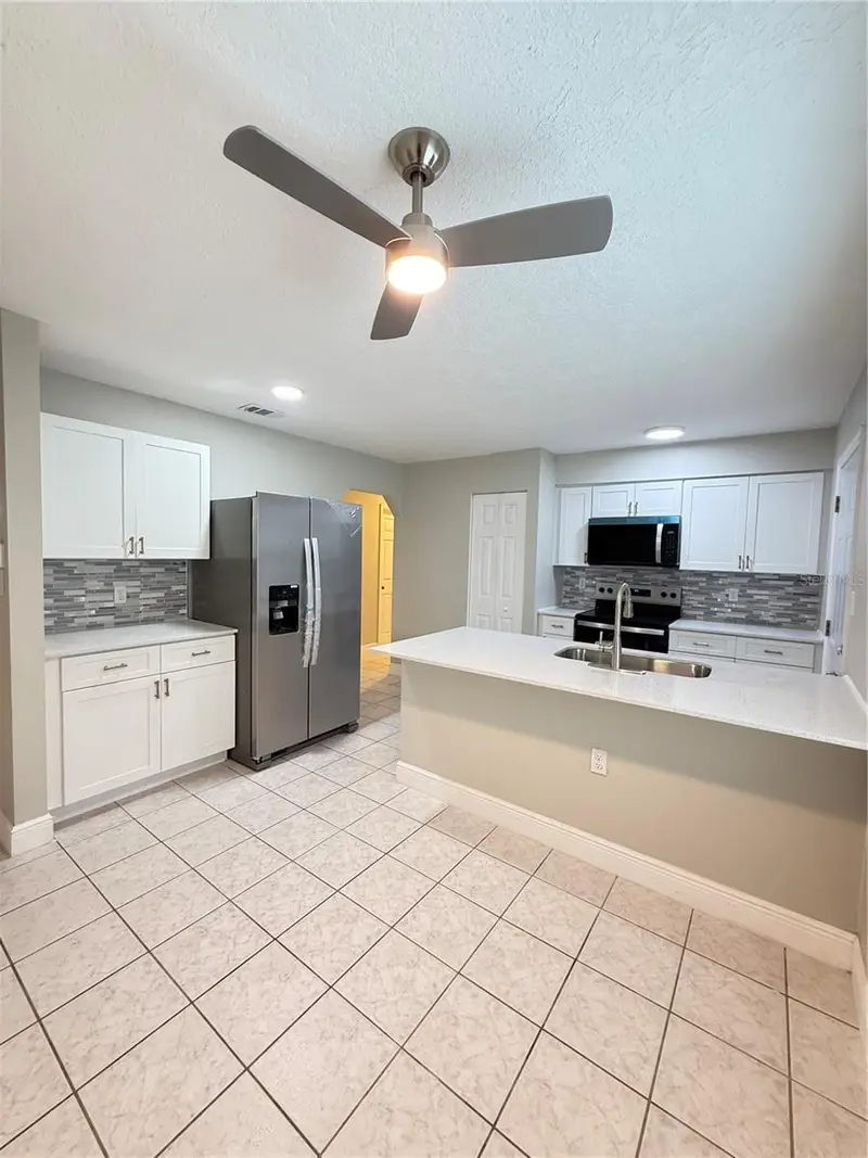 221 Sherry Ave, FL