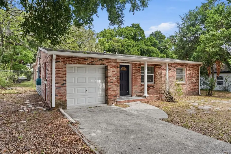 1011 Santa Barbara Rd, FL