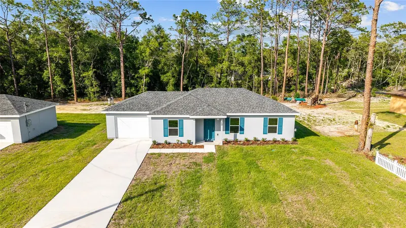 360 Locust Rd, FL