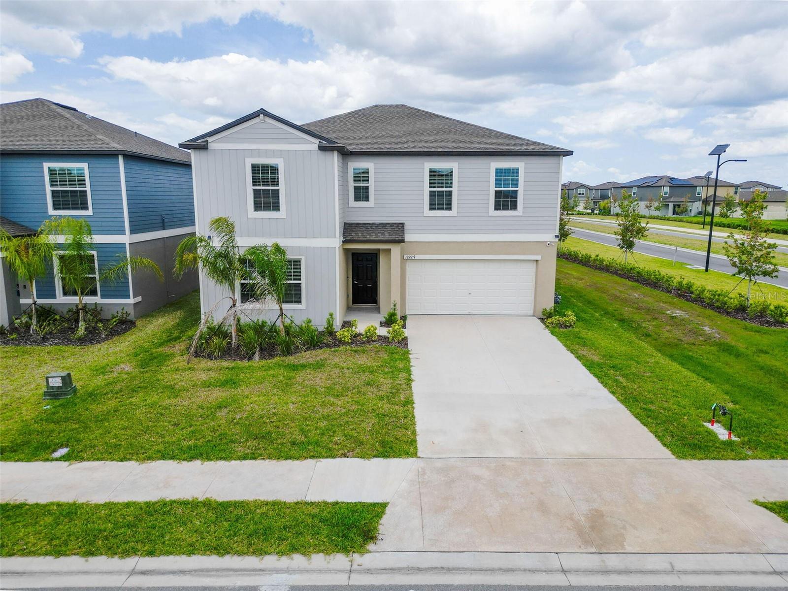Prosperity Lakes listing