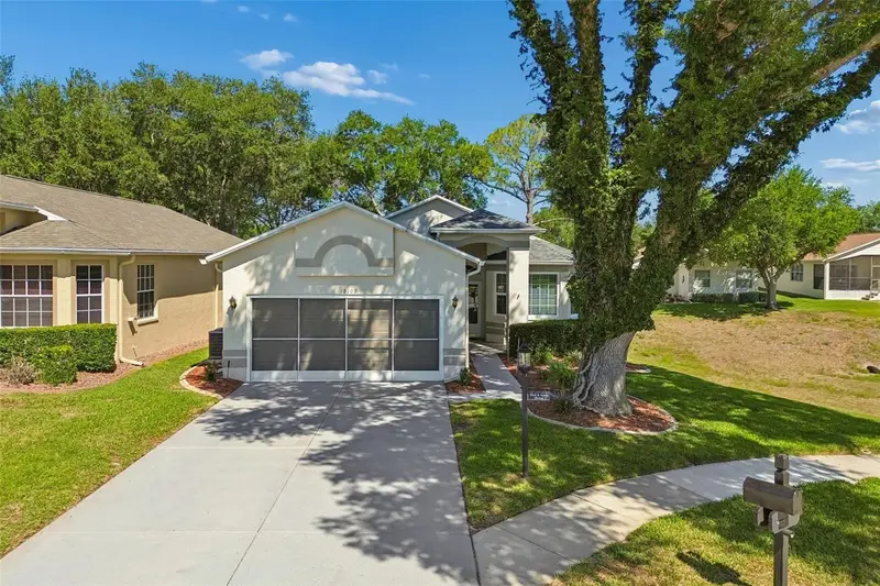 18109 Tiverton Ct, FL