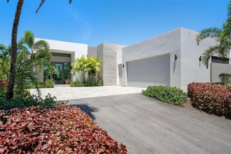 32 The Isles, PR