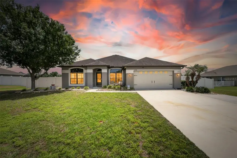 32138 Oak Glen Dr, FL
