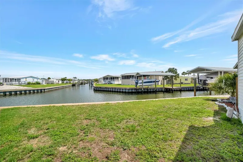 162 S Saint Thomas Cir, FL