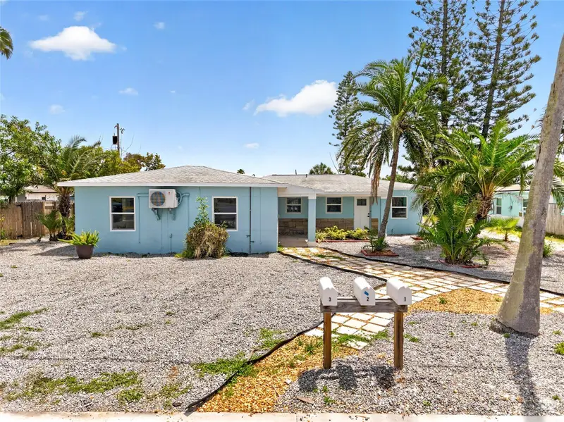 14013 Marguerite Dr, FL