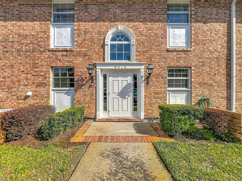 4212 Lake Underhill Rd #5d11, FL