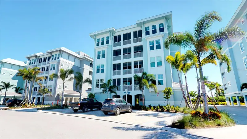 387 Aruba Cir #103, FL