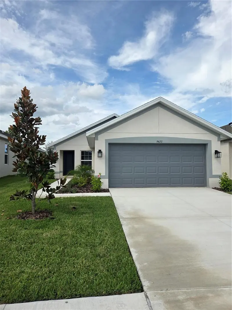 9423 Highland Hills Dr St, FL
