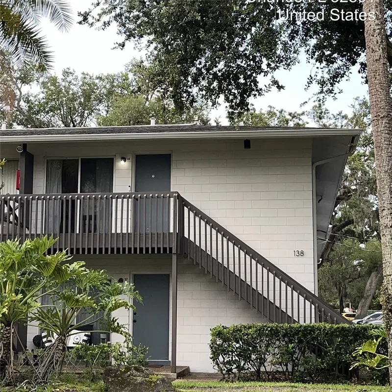 138 W America St #38, FL