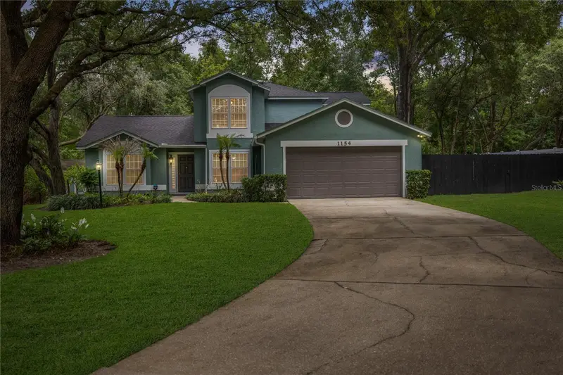 1154 Deer Lake Cir, FL