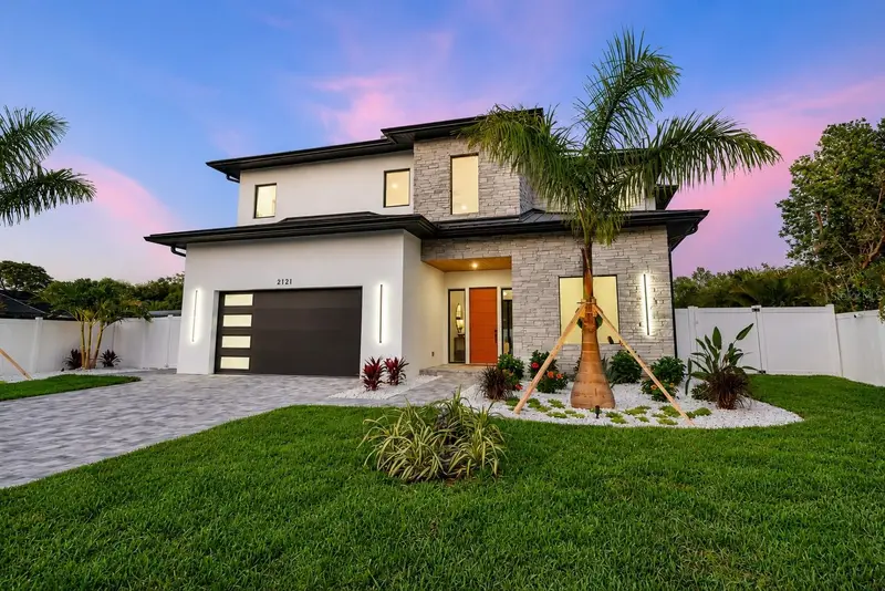 2121 Clematis Ct, FL