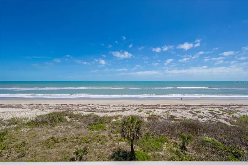 1415 N Highway A1a #402, FL