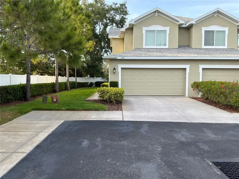295 N Harbor Dr, FL