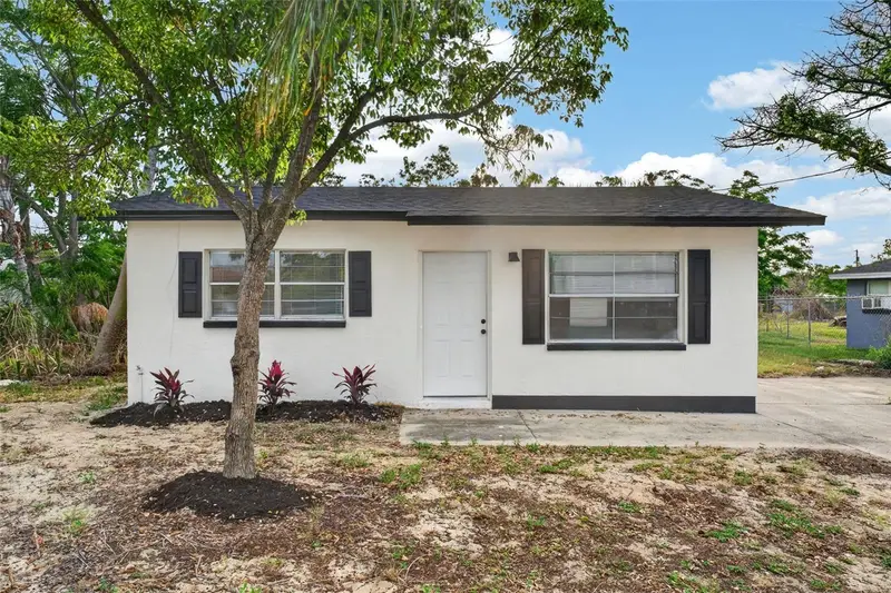 931 Lincoln St, FL