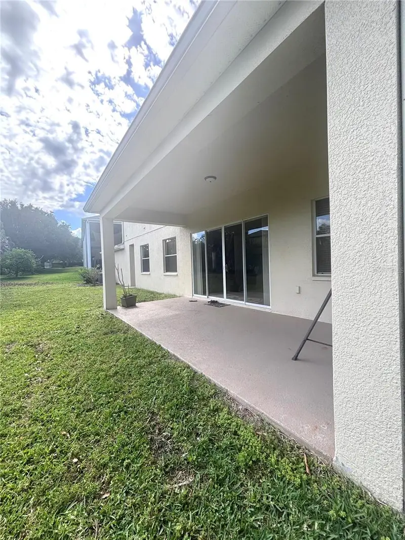 818 Pecori Ter, FL