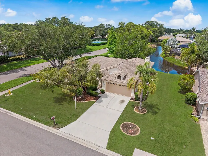 5657 29th Street Cir E, FL