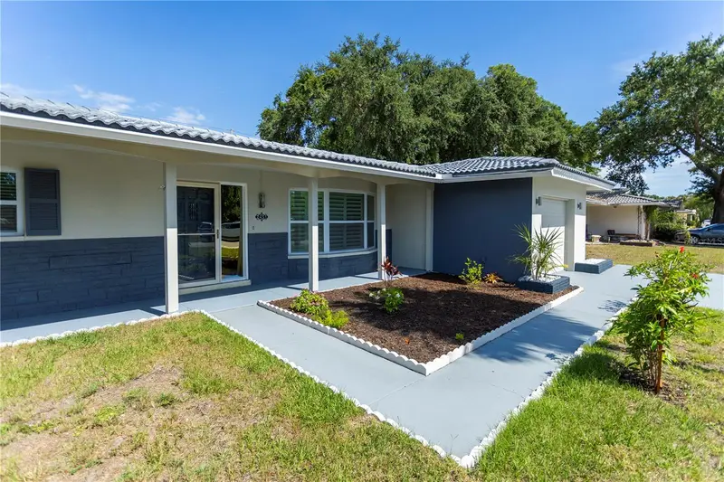 2451 Rutland Ln, FL