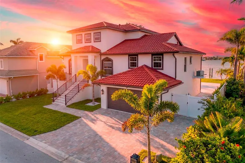 4 Paradise Ln, FL