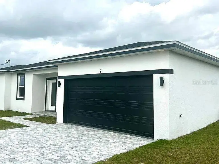 7 Walnut Run Ct, FL