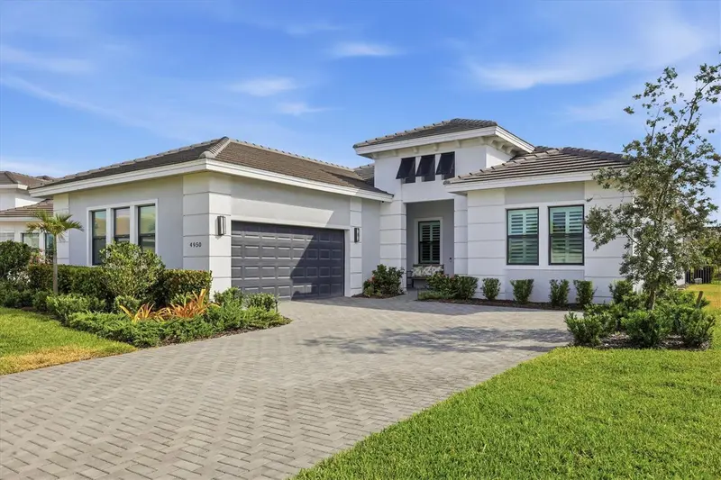 4950 Kiva Cir, FL