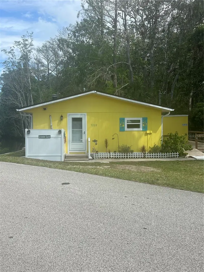 7222 Tropical Dr, FL