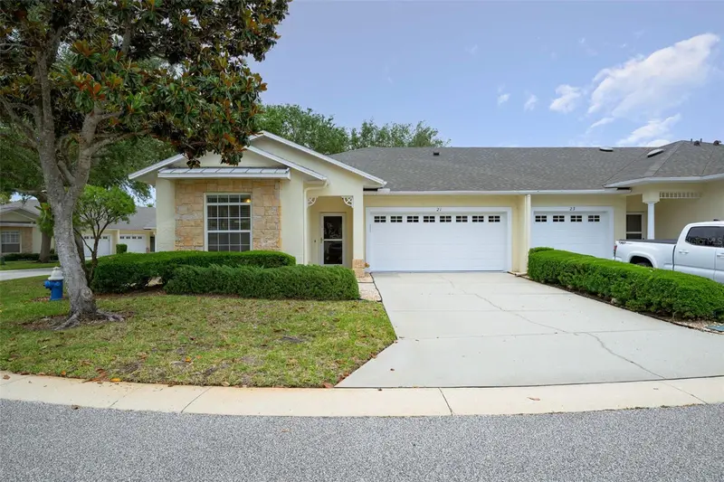 21 Summerwind Cir #107, FL