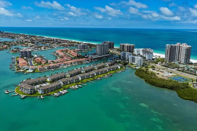 118 Marina Del Rey Ct, FL