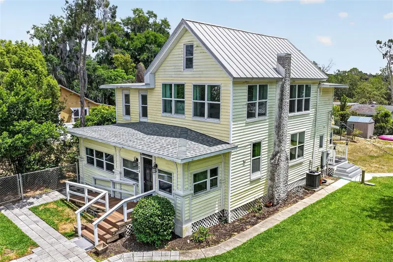 708 E Lemon Ave, FL