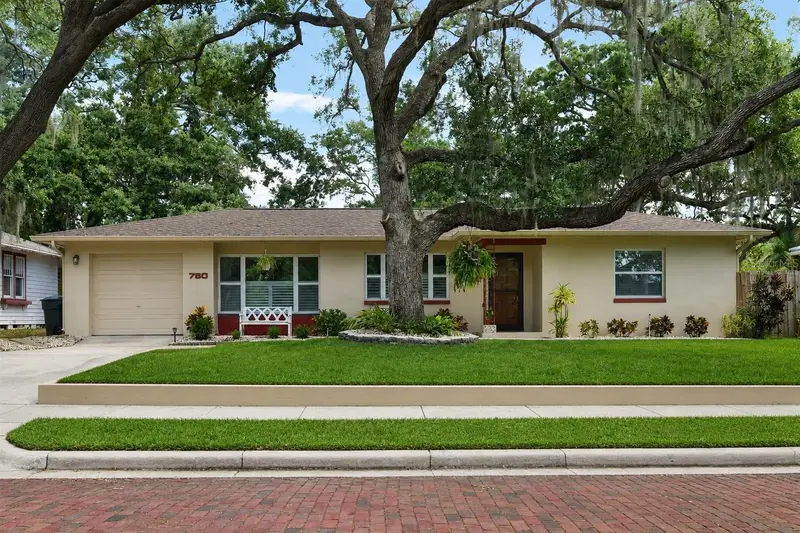 750 Wood St, FL