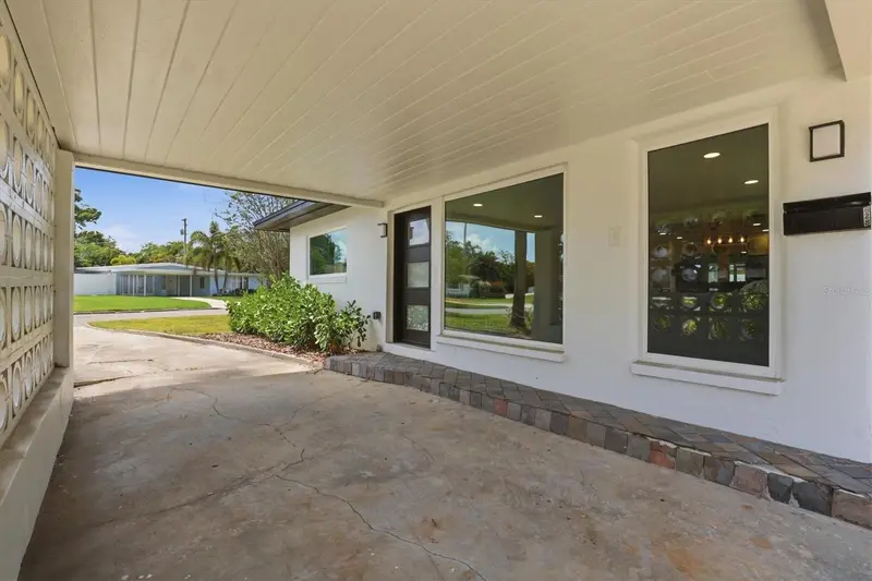 628 Ontario Ave, FL