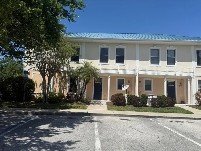 2053 Green Oak Ct, FL
