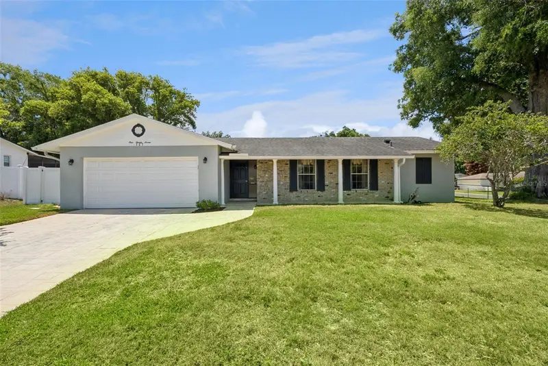 127 Clover Ln, FL