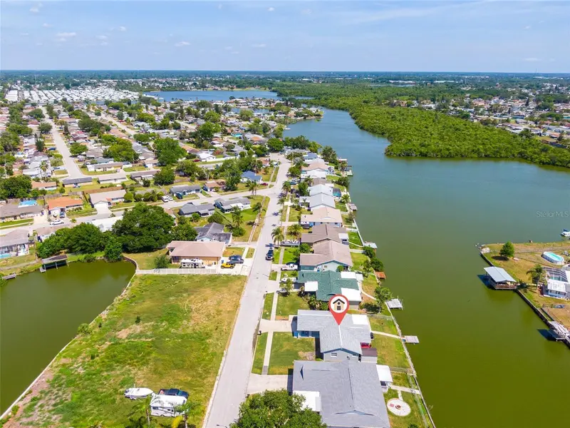 3132 Jackson Dr, FL