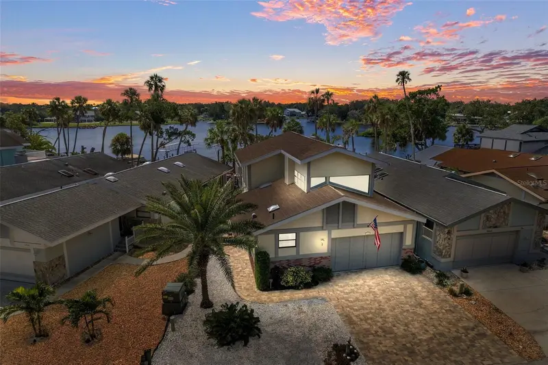 5248 S Riverview Cir, FL