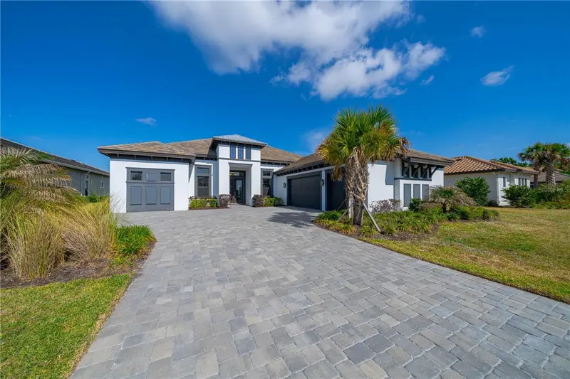 4866 Freccia Loop, FL