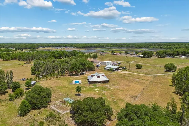 41451 Nipper Rd, FL