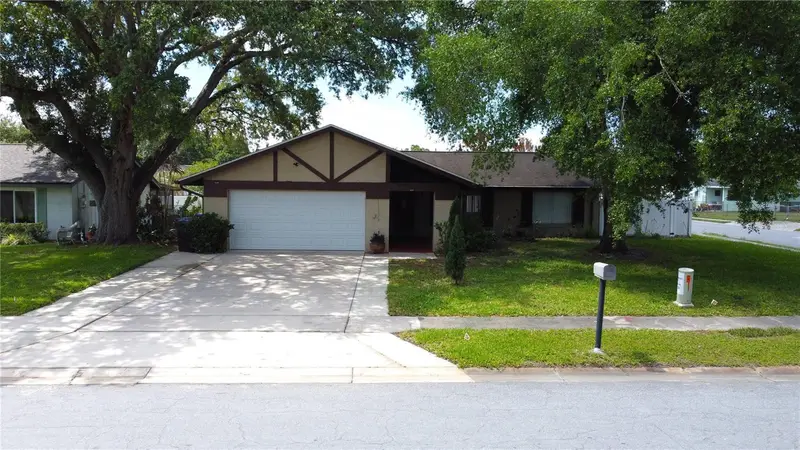 1718 Bruce St, FL
