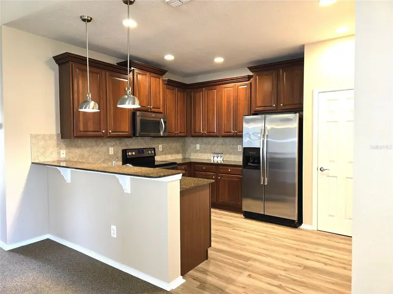 5646 Sunset Falls Dr, FL