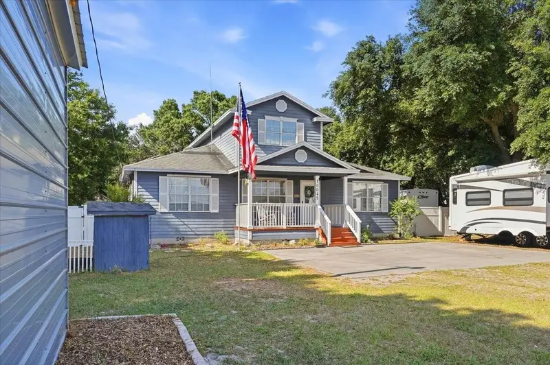 10049 Quinn Rd, FL