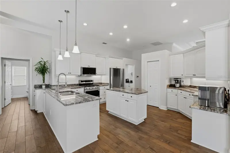 2120 Flameflower Ct, FL