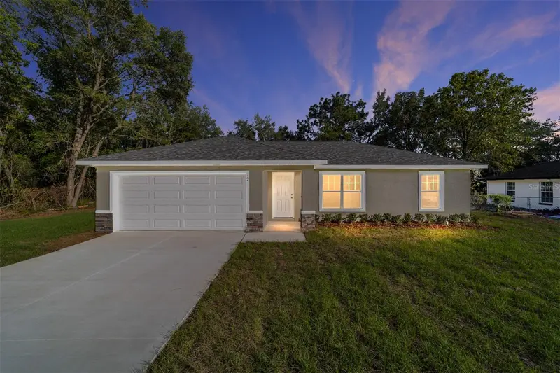 32 Olive Circle Loop, FL