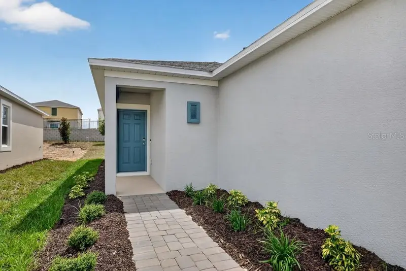 379 Cornerstone Dr, FL