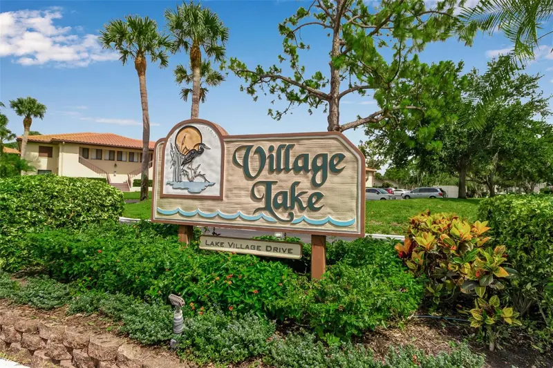5224 Lake Village Dr #67, FL