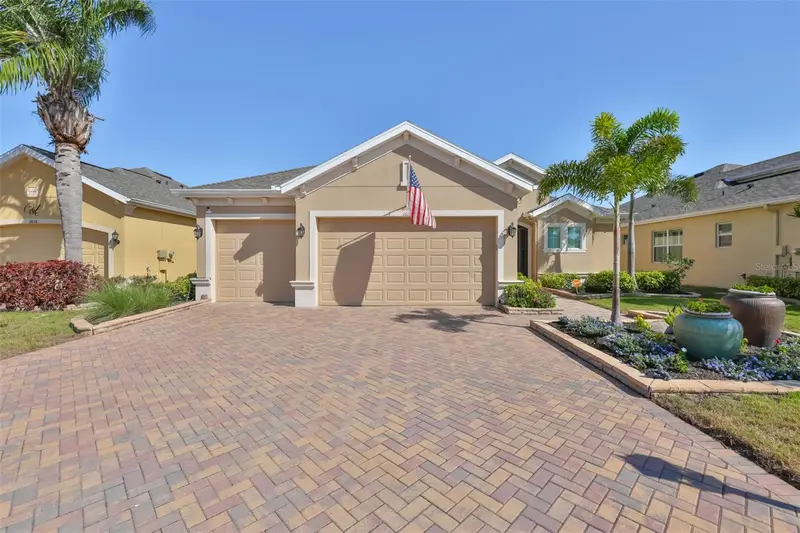 1618 Emerald Dunes Dr, FL