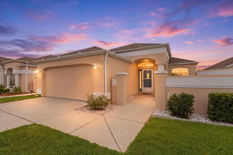 250 Royal Palm Way, FL