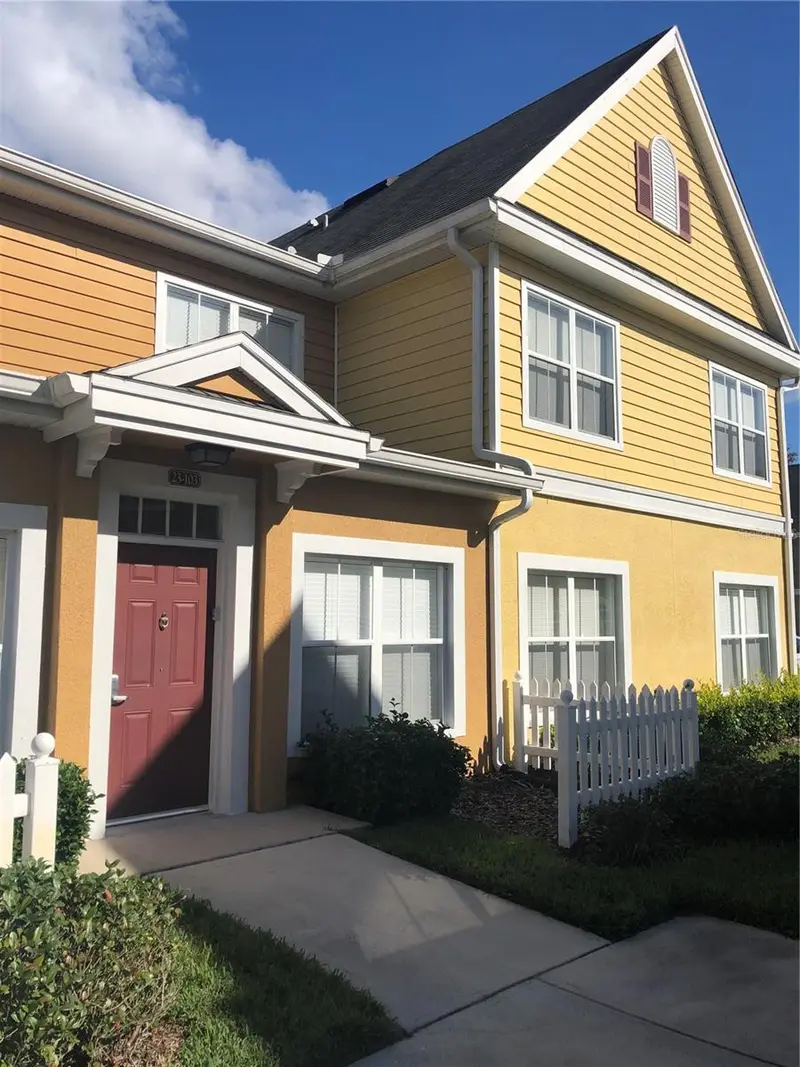 4552 Jona Free Ln #103, FL