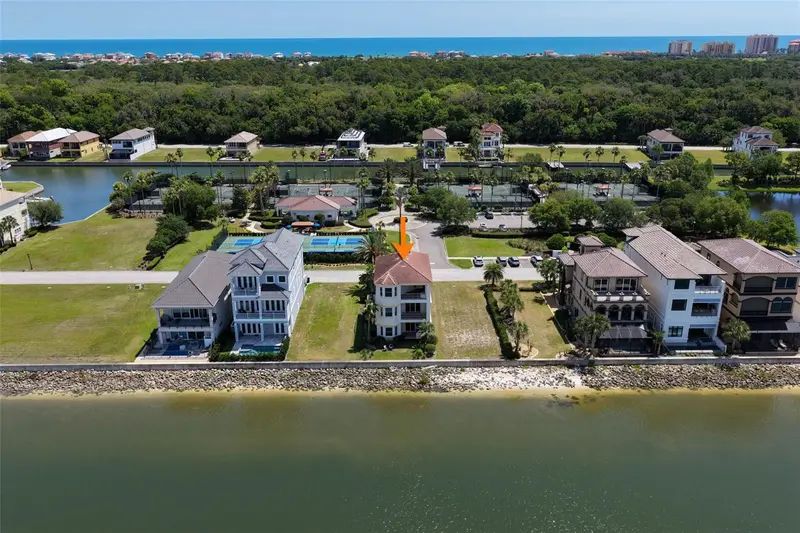224 Yacht Harbor Dr, FL